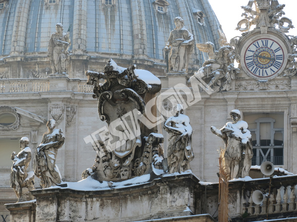 Snow on St Peter, Rome